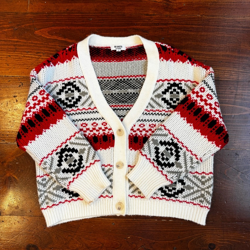 BB‎ Dakota- Winter Fair isle Oversized Cardigan. Size Medium - Picture 3 of 9